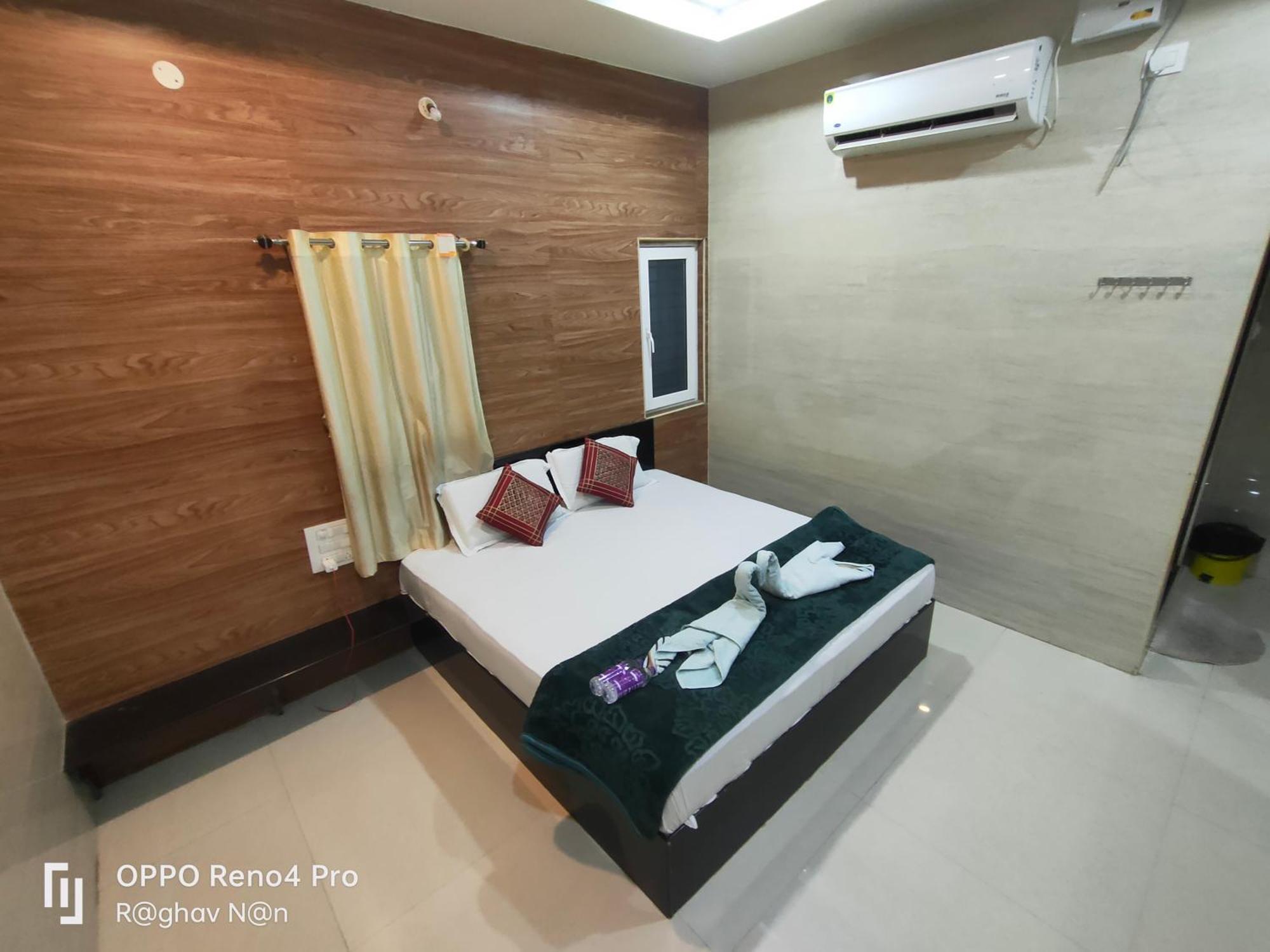 Kamala Sadana Lodge Madhavaram Exterior photo